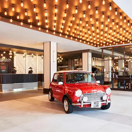 Radisson Red London Heathrow-2